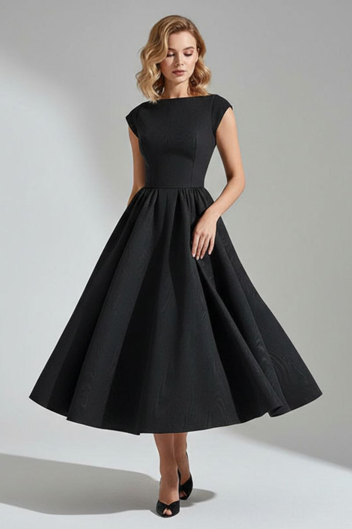 Evelyn | Women’s Midi Dress in a Full Skirt Silhouette