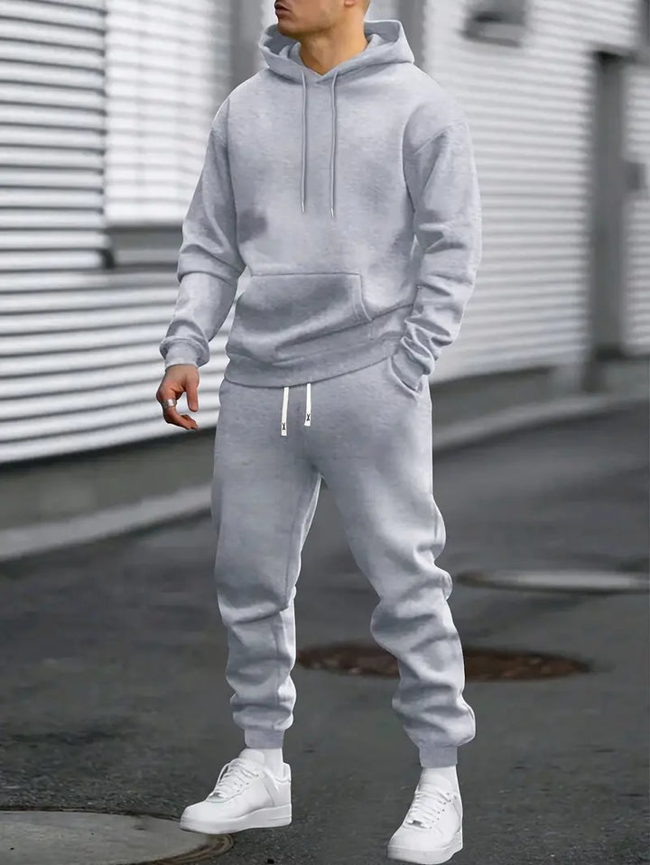 Axel | Men’s Tracksuit in a Relaxed Athletic Fit