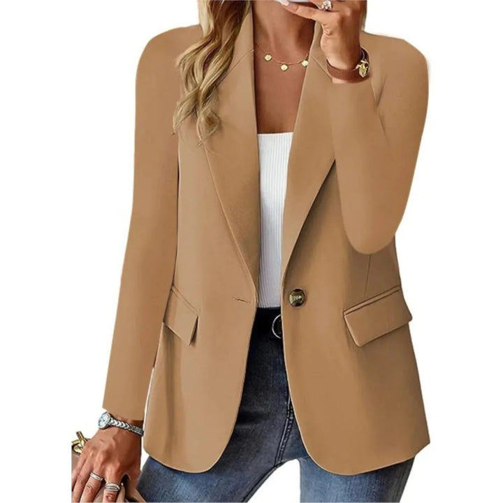 Elise | Women’s Blazer in a Structured Tailored Fit