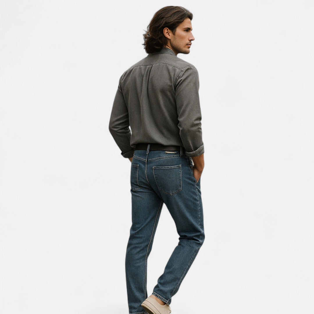 Owen | Men’s Shirt with a Classic Chest Pocket