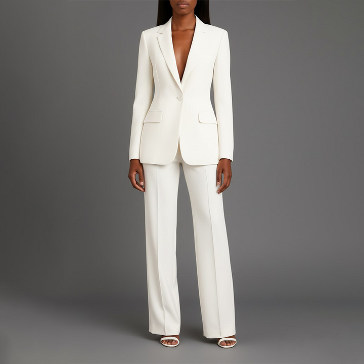 Valeria | Women’s Suit in a Relaxed Tailored Fit