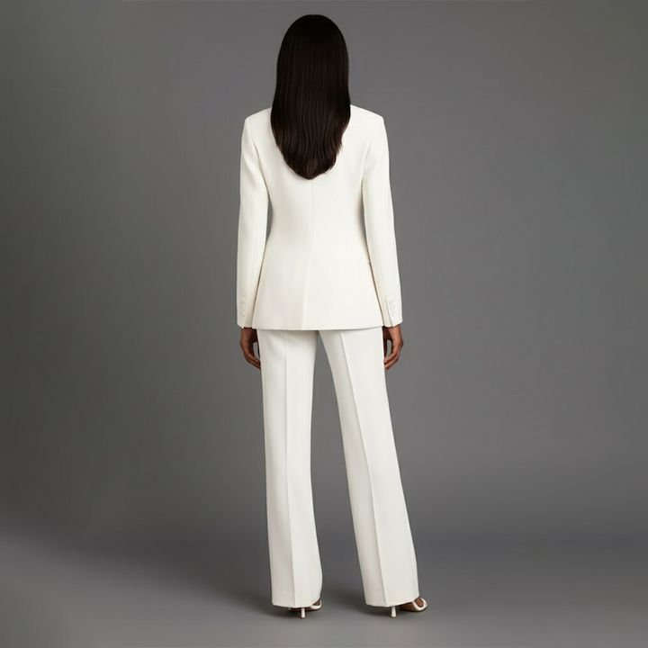 Valeria | Women’s Suit in a Relaxed Tailored Fit
