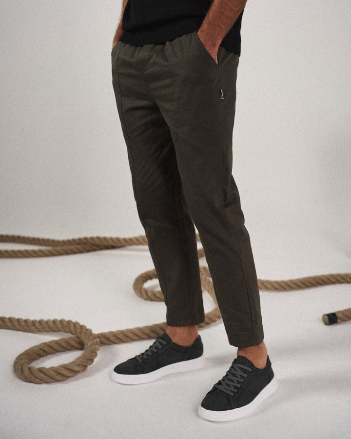 Miles | Men’s Trousers in a Relaxed Everyday Fit