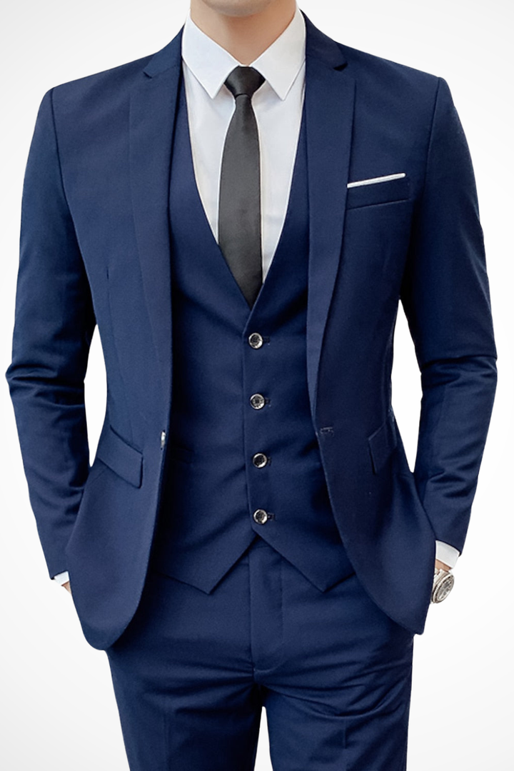 Dominic | Men’s Three Piece Suit in a Sharp Formal Fit