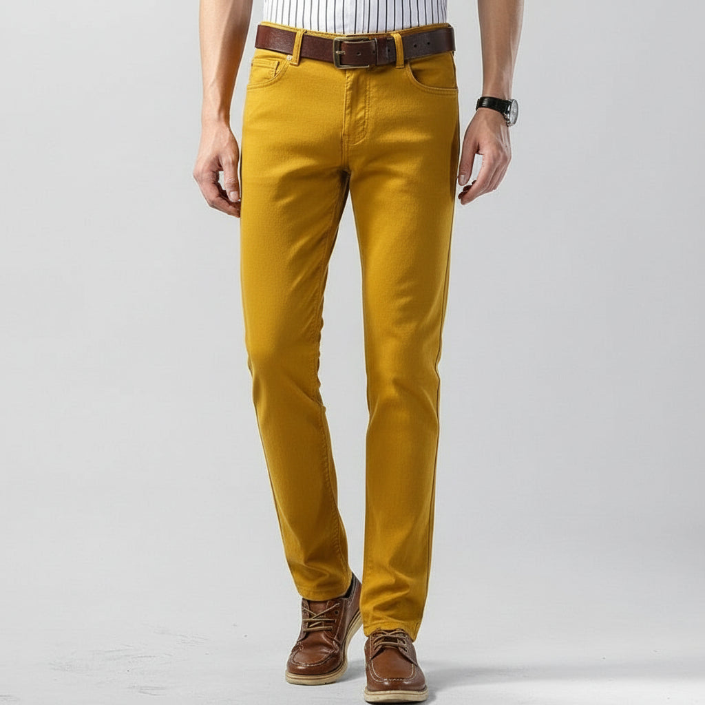 Carter | Men’s Chinos in a Slim Smart-Casual Fit