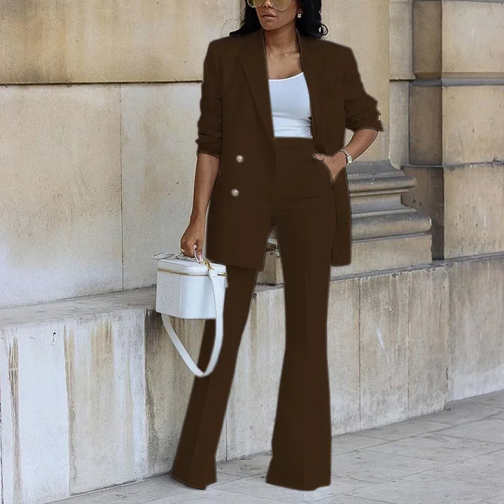 Valeria | Women’s Suit in a Relaxed Tailored Fit