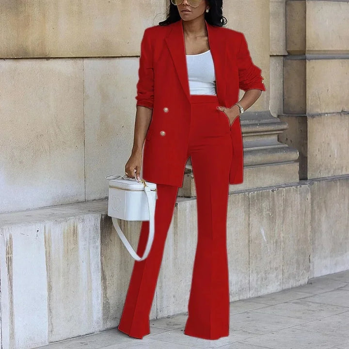 Valeria | Women’s Suit in a Relaxed Tailored Fit