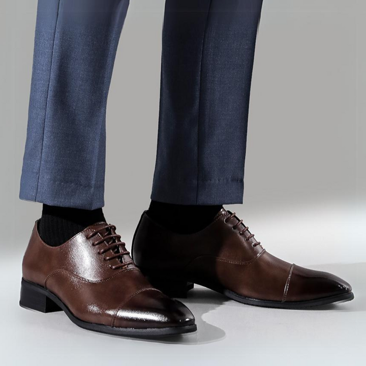Steven | Men's Classic Leather Shoes with a Timeless Polished Finish