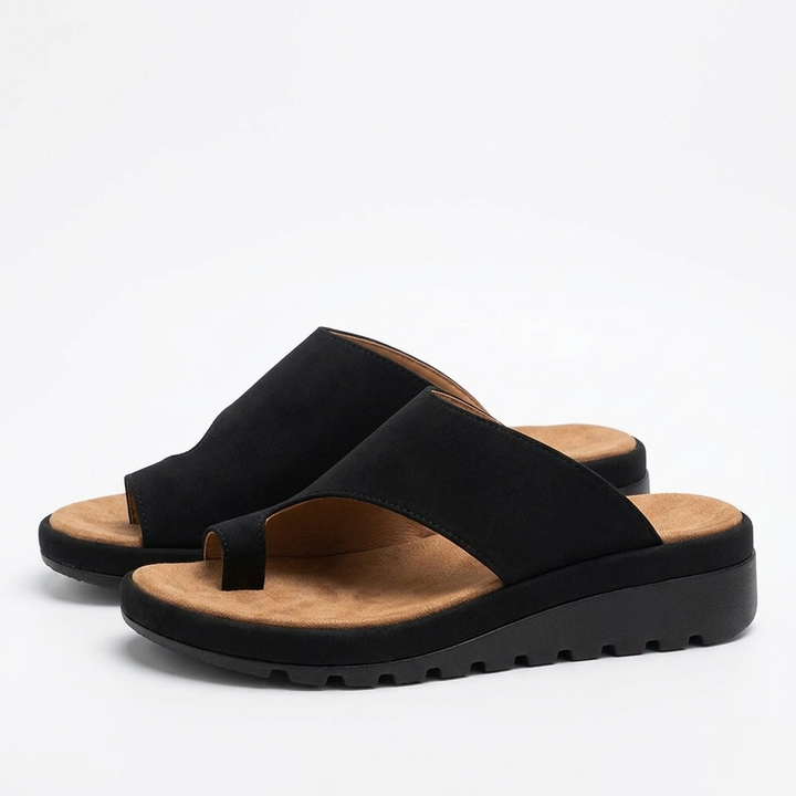 Sienna | Women's Toe Ring Slide Sandals with a Non-Slip Wedge Sole