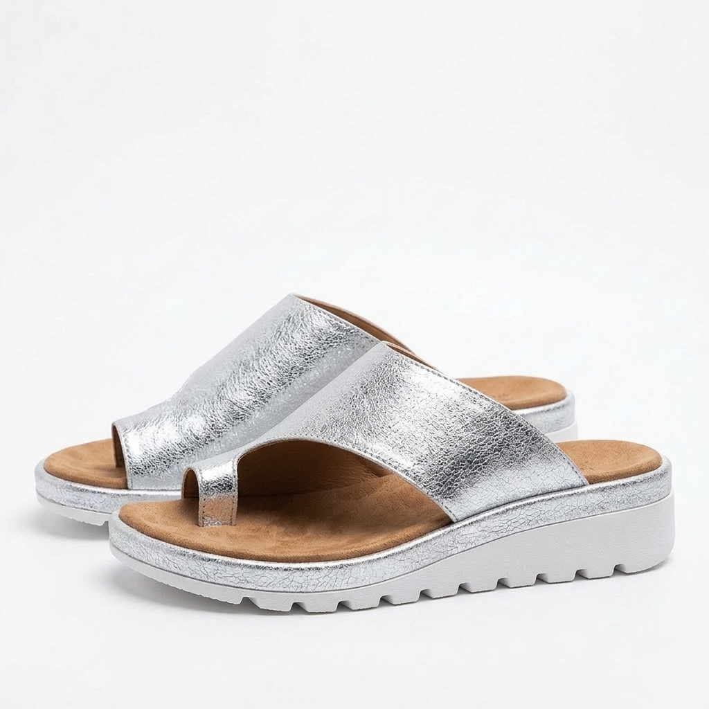 Sienna | Women's Toe Ring Slide Sandals with a Non-Slip Wedge Sole