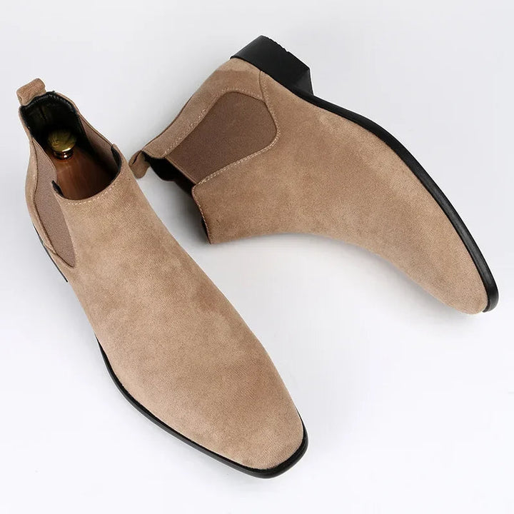 Hugo | Men’s Chelsea Boots in a Soft Suede Finish