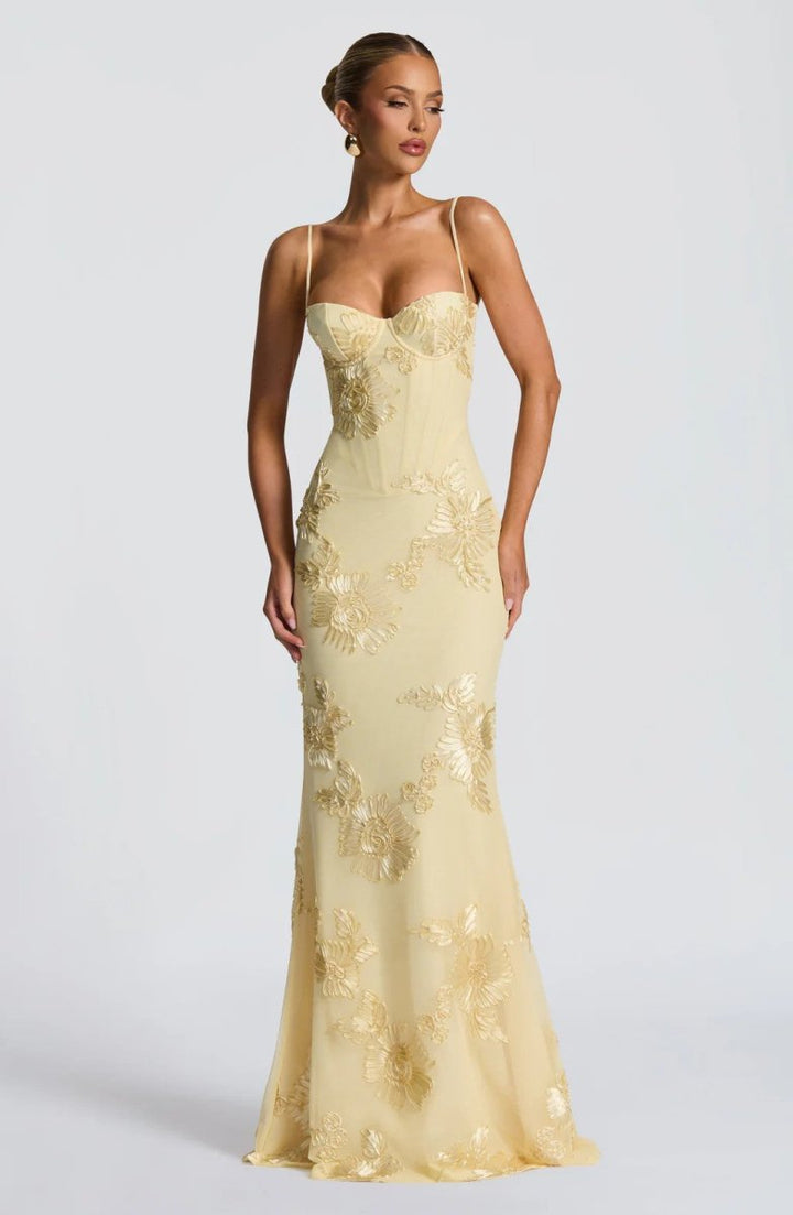 Valeria | Women’s Maxi Dress in a Sleek Strapless Style