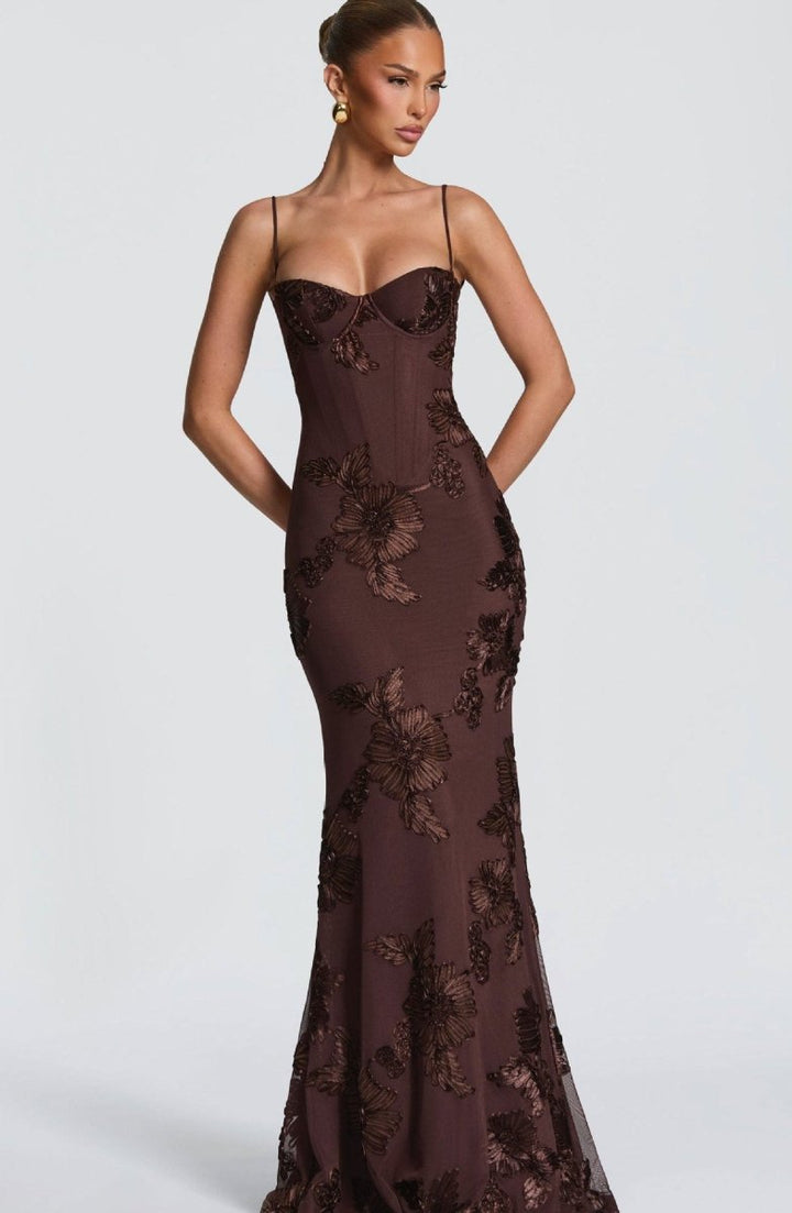 Valeria | Women’s Maxi Dress in a Sleek Strapless Style