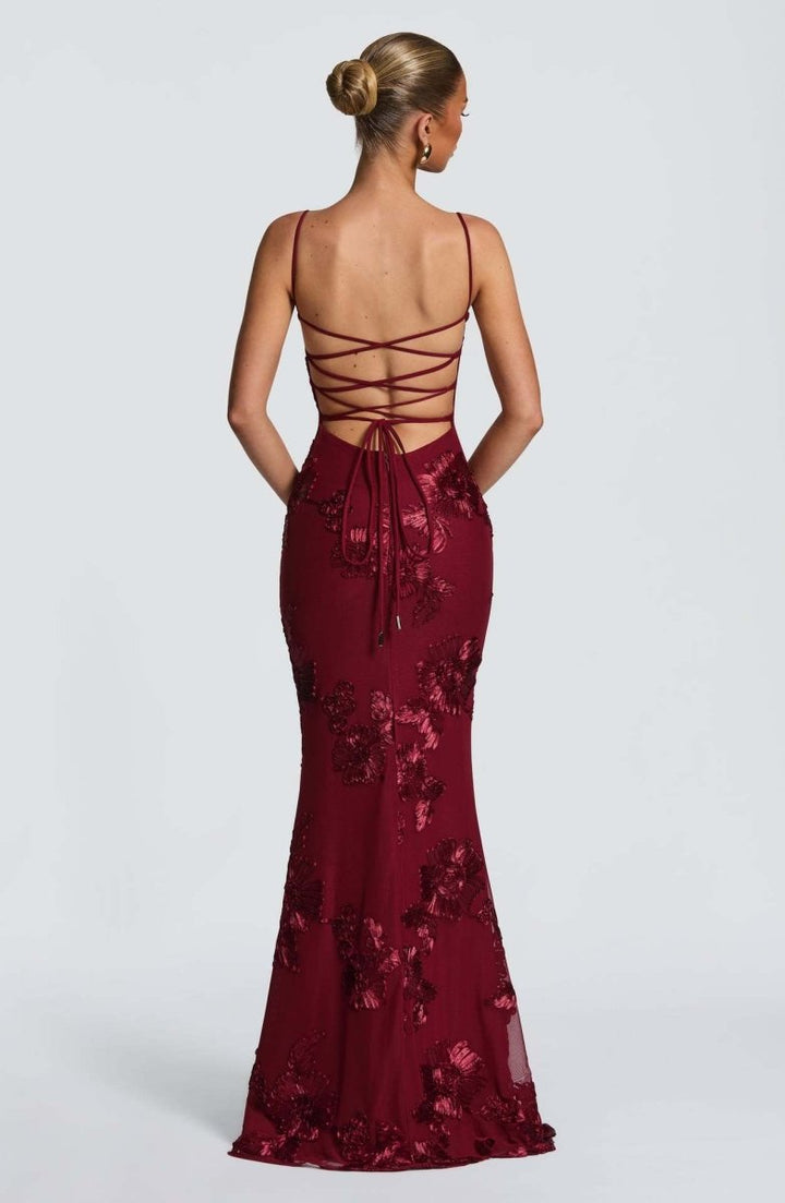 Valeria | Women’s Maxi Dress in a Sleek Strapless Style