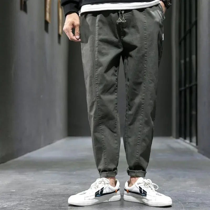 Miles | Men’s Trousers in a Relaxed Everyday Fit