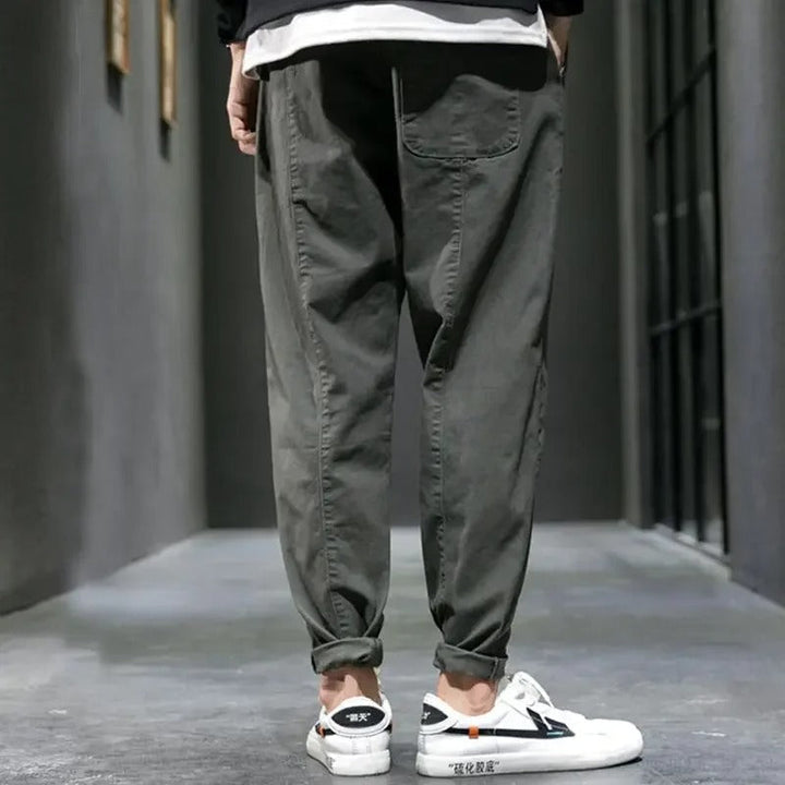 Miles | Men’s Trousers in a Relaxed Everyday Fit