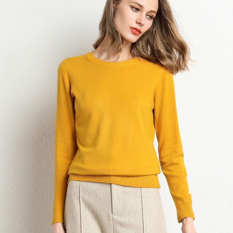 Alina | Women’s Jumper in a Clean Crew Neck Style