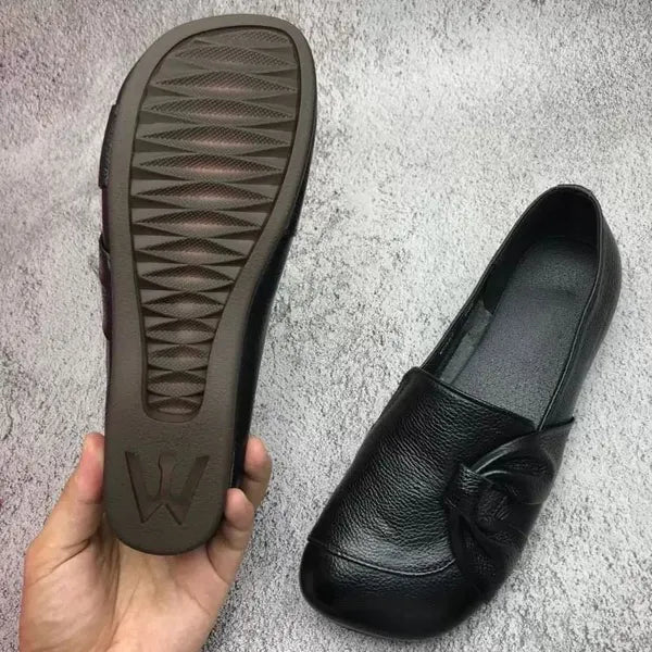 Maren | Women’s Loafers with a Soft Bow Detail